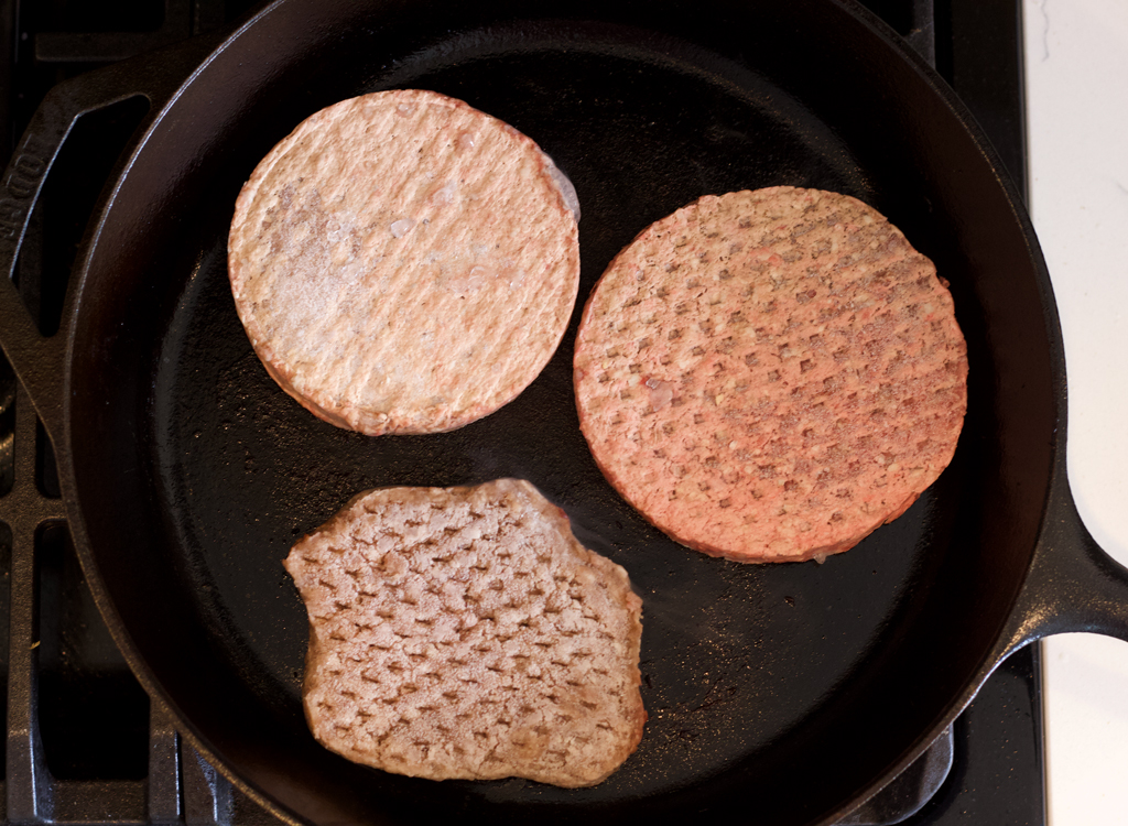 Can you grill frozen burgers?